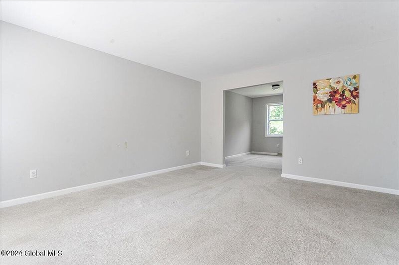 4th image of 16 Gordon Court