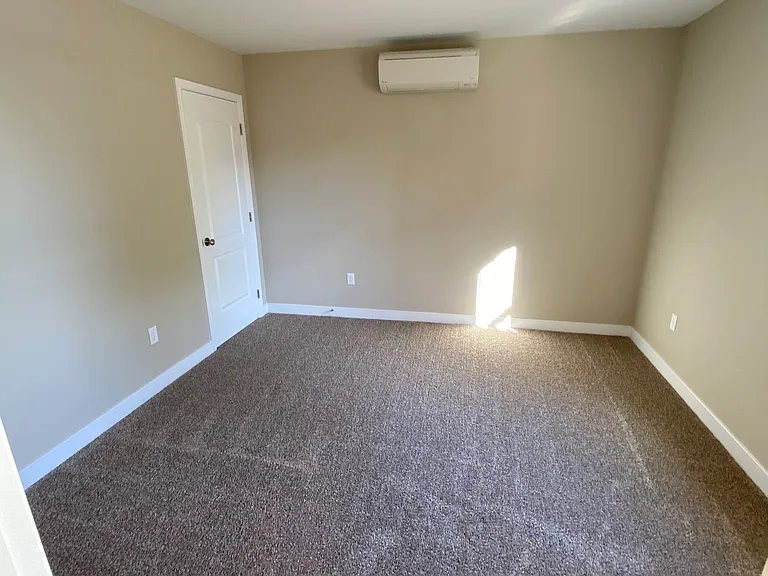 4650 Horseshoe Pike #20 — Photo 6
