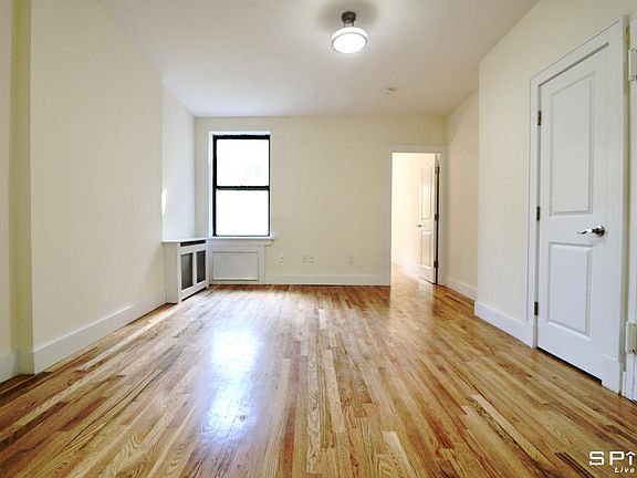 4th image of 338 W 47th St APT 5C