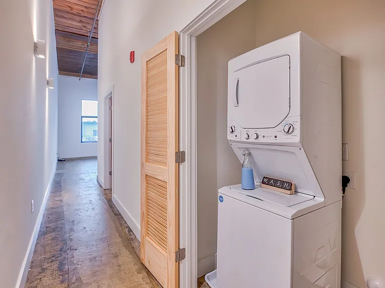 Port City Apartments — Photo 38