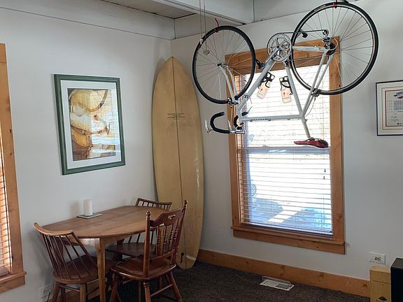 Current tenant enjoys local bike riding routes.