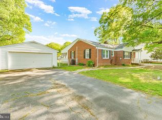 921 Main St, Deale, MD 20751