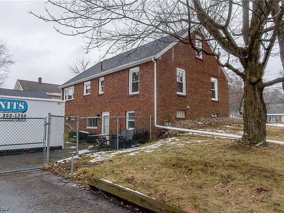 3rd image of 3471 Amherst Ave NW