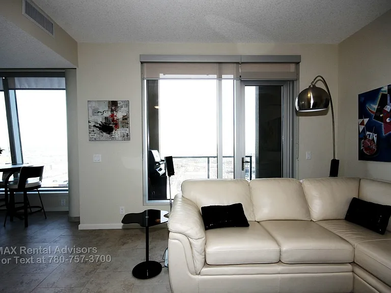 211 13th Ave SE #2905 — Photo 8