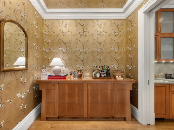 40 East 73rd Street image 9 of 24