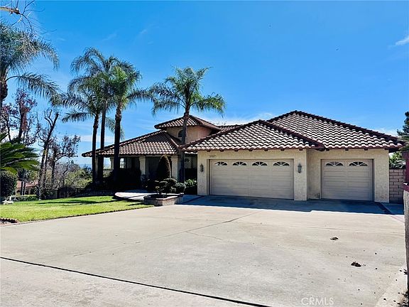 2nd image of 10983 Boulder Canyon Rd