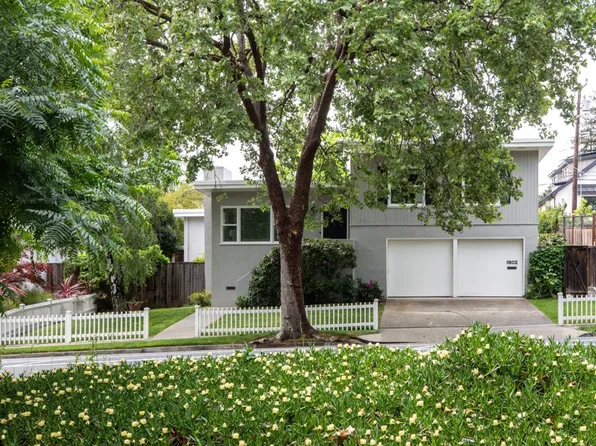 1802 Alameda De Las Pulgas, Redwood City, CA 94061