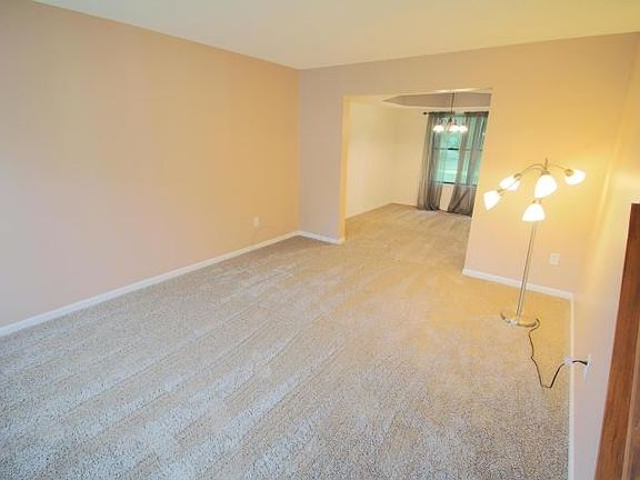 3rd image of 692 Ozem Gardner Way