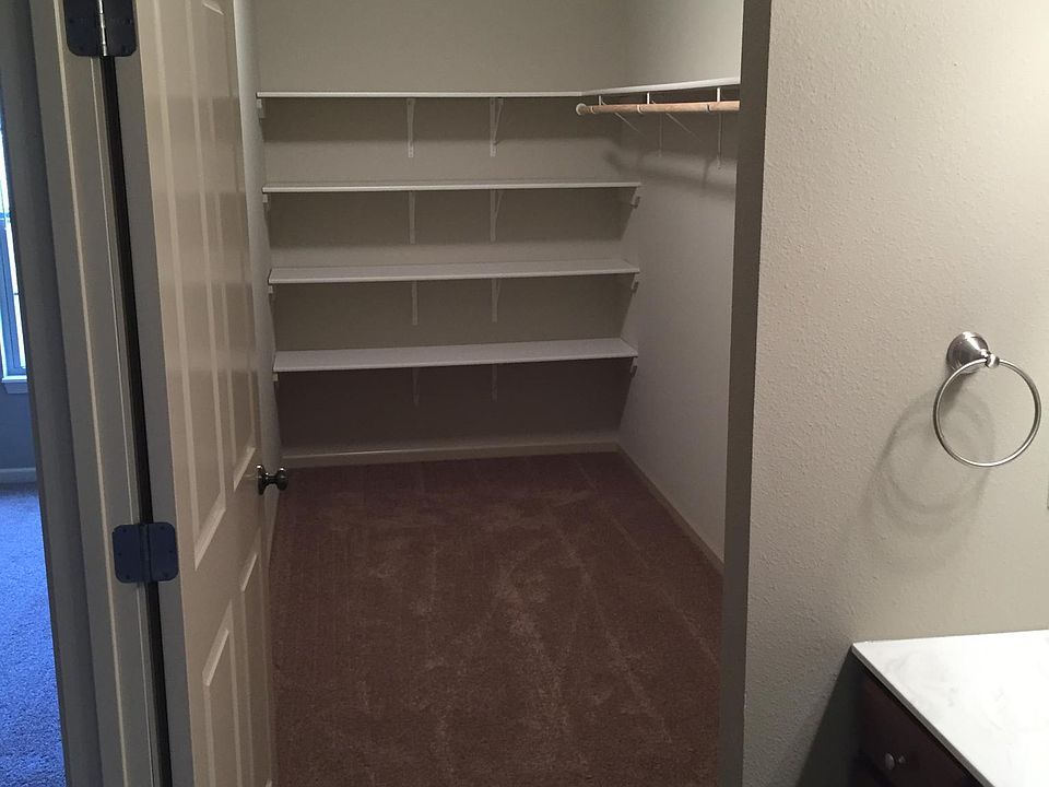 2nd image of 1416 Karen Dr APT A