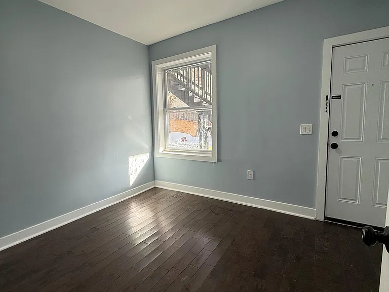 190 Park St #4B — Photo 9