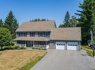 61 Constitution Ave, Hampden, ME 04444