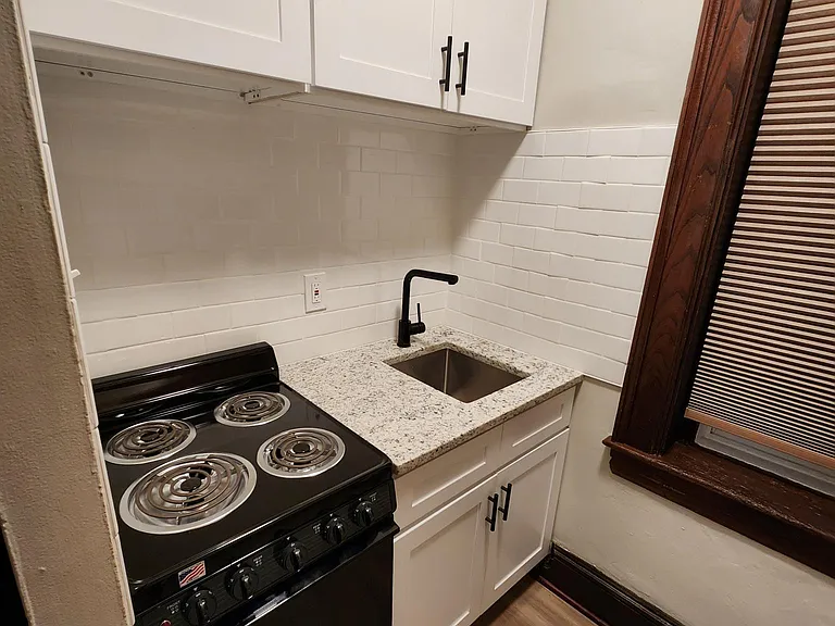 723 N Lime St #1 — Photo 5