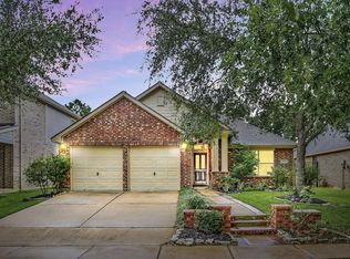 18419 S Raven Shore Dr, Cypress, TX 77433