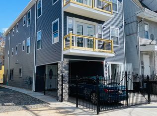 510 S 17th St FLOOR 2, Newark, NJ 07103