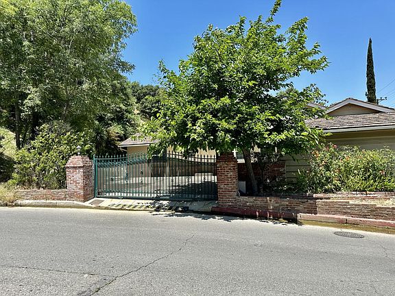 2nd image of 3751 Stone Canyon Ave