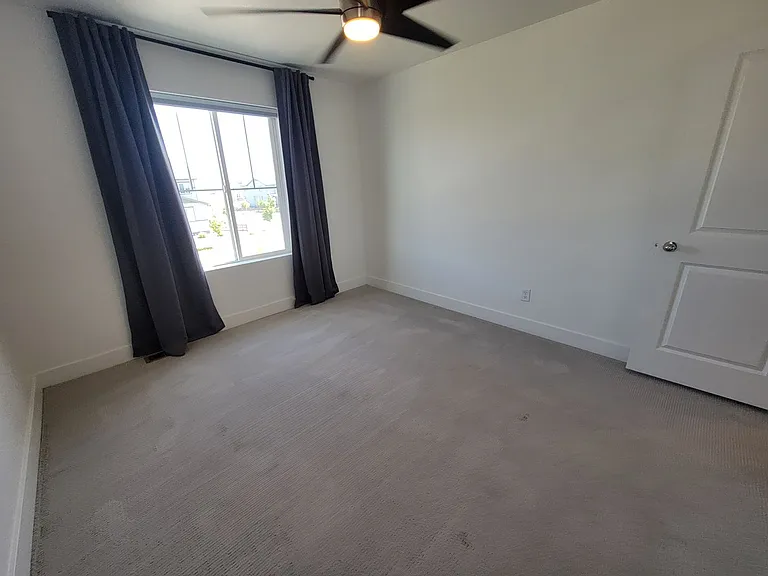 58 Marlowe Dr — Photo 23