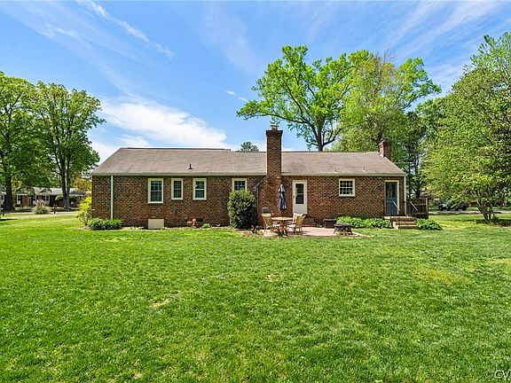 5th image of 2841 Penrose Dr