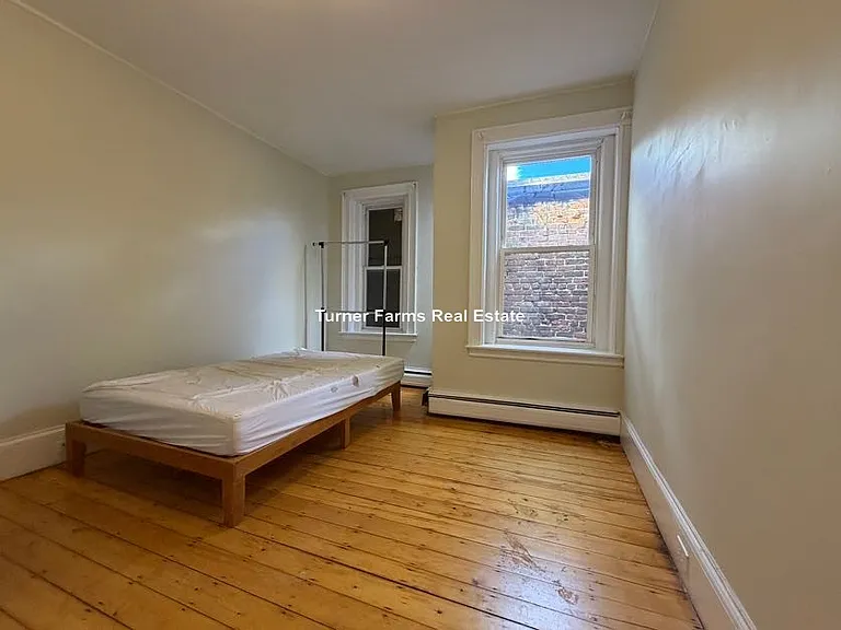 108 Central St #3F — Photo 12