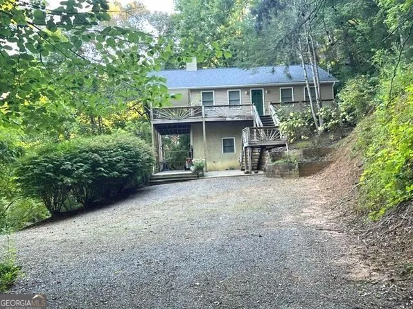 772 Big Oak Ln, Hiawassee, GA 30546