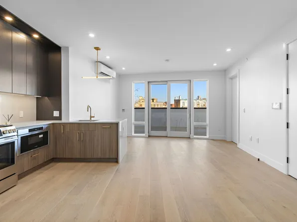 391 1st Street image 3 of 21