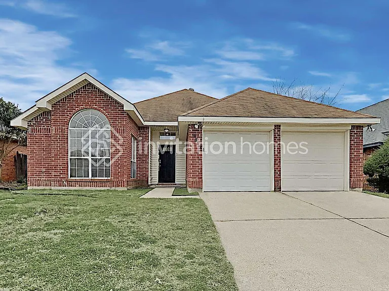 8512 Sabinas Trl — Photo 1