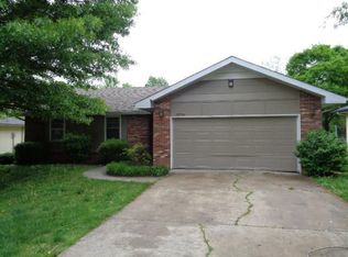 3714 S Hillcrest Ave, Springfield, MO 65807