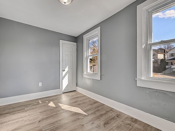 3rd image of 258 S Hancock St #1