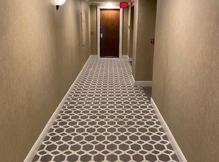 14 Greenway Plz UNIT 13R, Houston, TX 77046