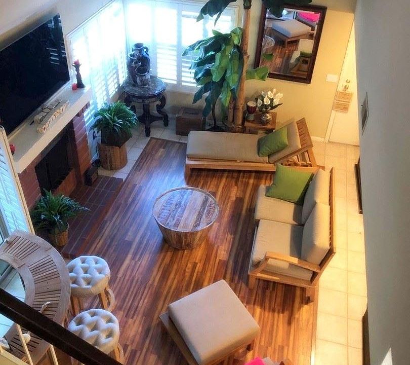 1st image of 10704 Esmeraldas Dr