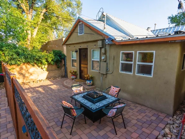 1307 Marble Ave NW, Albuquerque, NM 87104