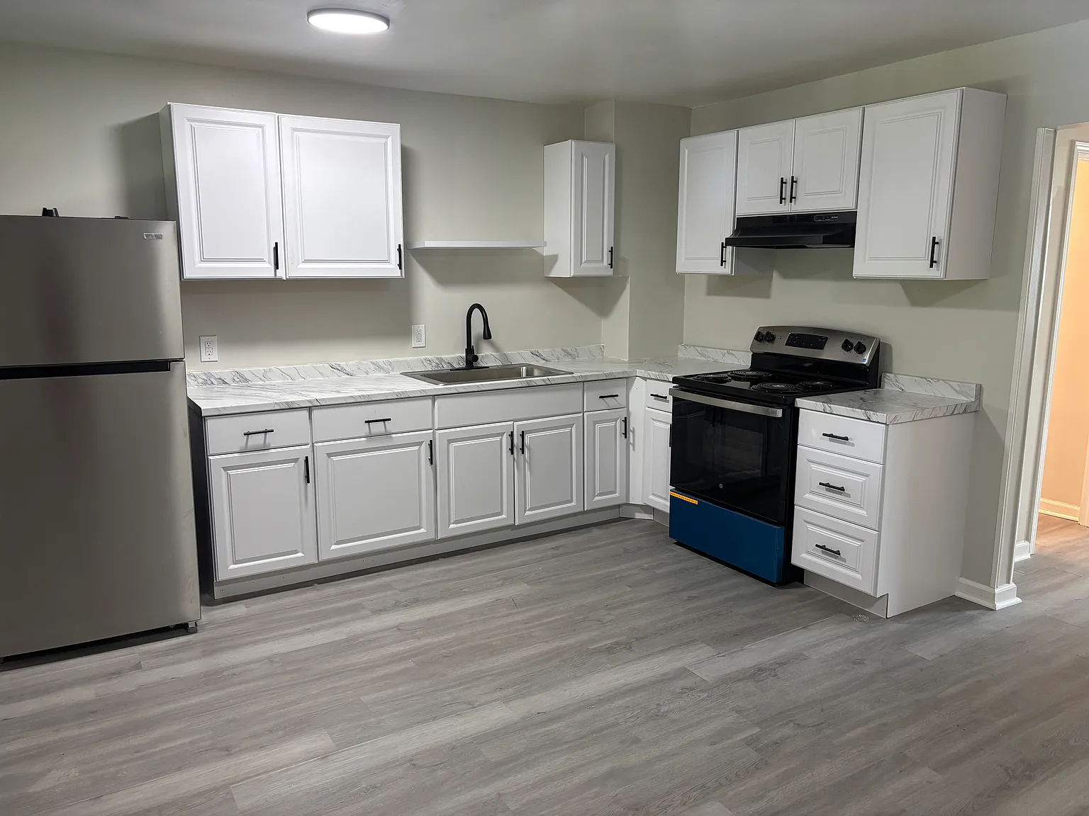 1 bed, $1,100 — Photo 1