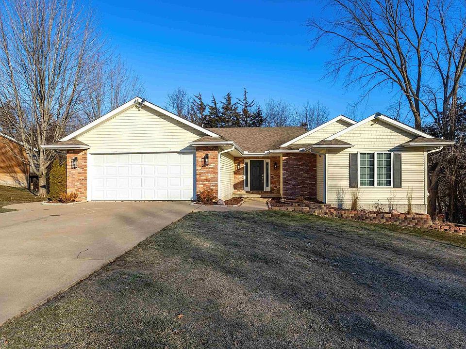 1st image of 31 E Timberline Dr
