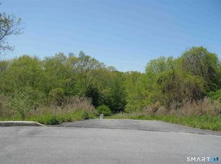 38 Farm View Drive, Norwich, CT 06360