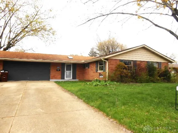 442 Coronado Dr, Fairborn, OH 45324