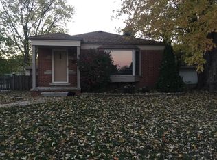 7027 Robindale Ave, Dearborn Heights, MI 48127