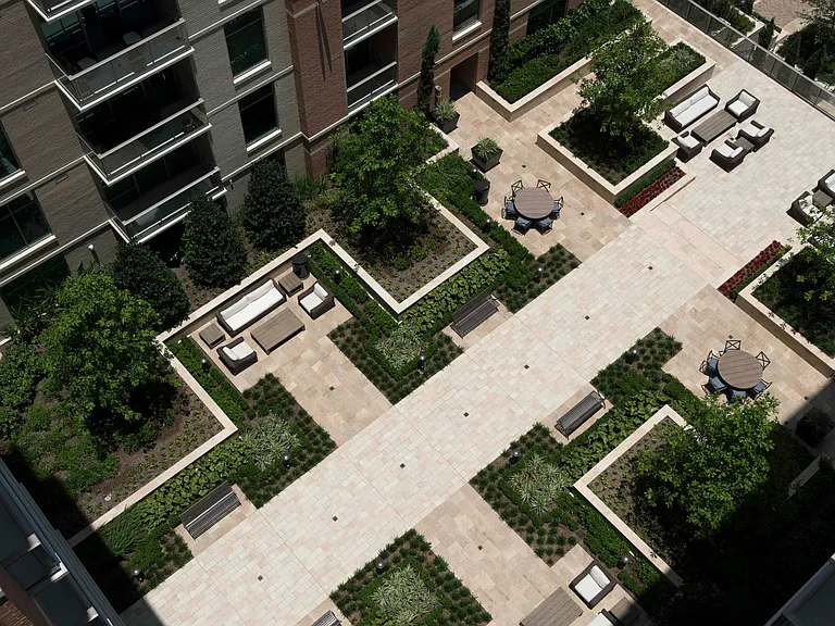 Garden at Hanover Southampton
