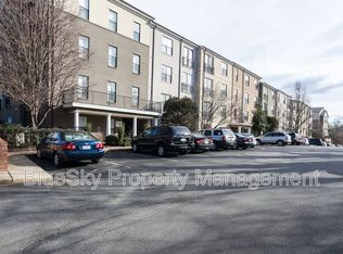 770-3D Walker Sq, Charlottesville, VA