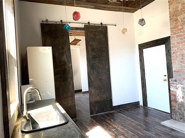 1st image of 1112 Touro St