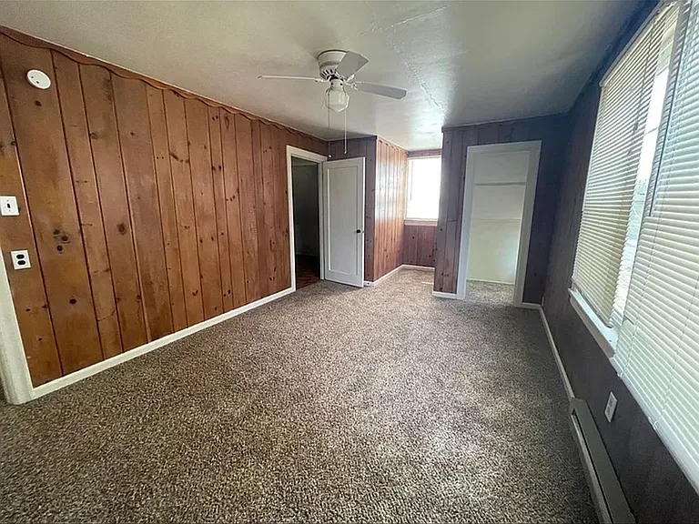 9419 Portland Ave E — Photo 9