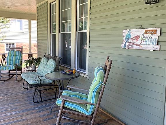 5th image of 119 Ellis Ave