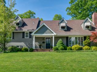 994 Woodmere Dr, Westfield, NJ 07090