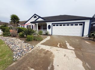 606 Oakleaf Dr, Oceanside, CA 92058