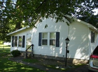 323 E Wabash St, Hudson, IN 46747