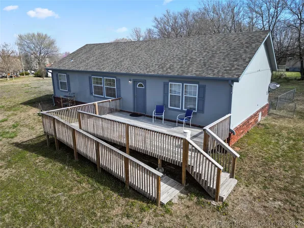 31175 E 689th Rd, Wagoner, OK 74467