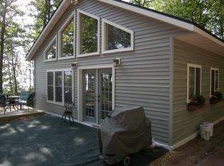 863 S Shore Rd, La Pointe, WI 54850