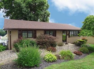 23 Duncan St, Burgettstown, PA 15021