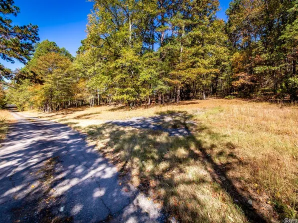 161 Hackett Ln, Shirley, AR 72153