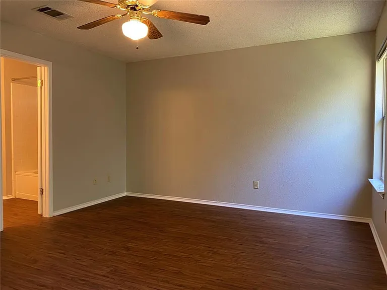1707 Timberwood Dr — Photo 17