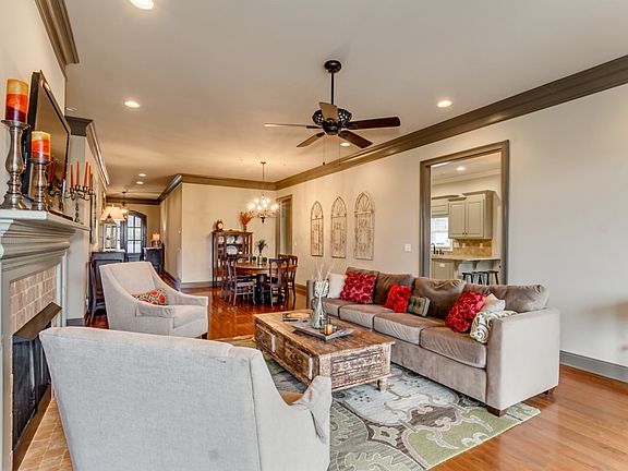5th image of 5006 Yorkshire Ln
