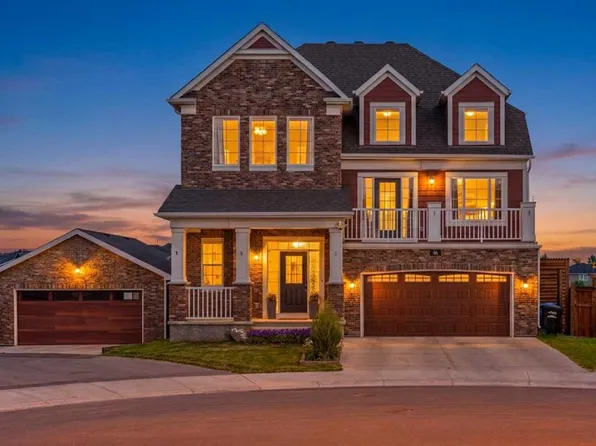 46 Yorkstone Way SW, Calgary, AB T2X 4K6